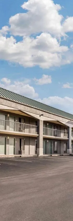 Quality Inn，位于Gordonsville的酒店
