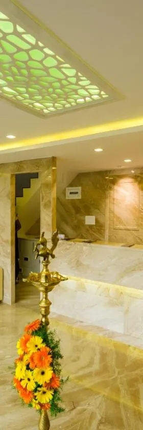 Hotel Karuna Residency，位于门格洛尔的酒店