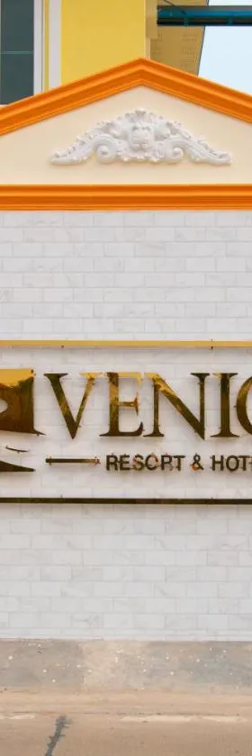 Venice Resort，位于Ban Sai Mai的酒店