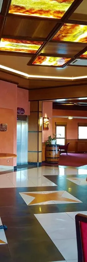 西格兰酒店，位于坎特赞的酒店