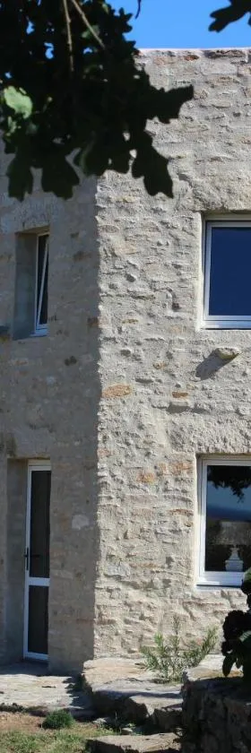 La Tour du Bois Dormant，位于Plozévet的酒店