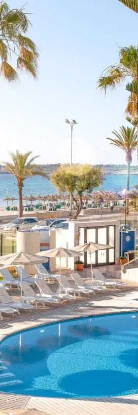 CM Playa del Moro，位于卡拉米洛的酒店