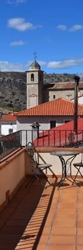 Los Ayales，位于Huélamo的酒店