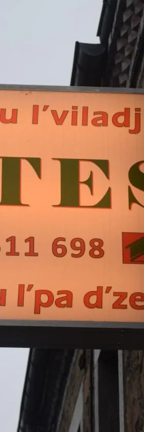 Pa d'zou le pa d'zeu，位于Meurimont的酒店
