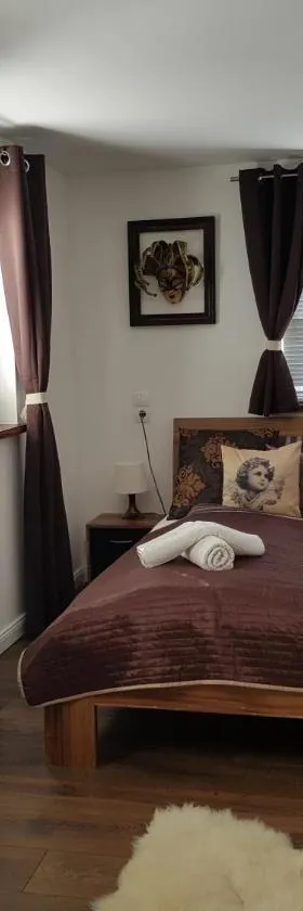Alexandra Appartement，位于Gersdorf的酒店