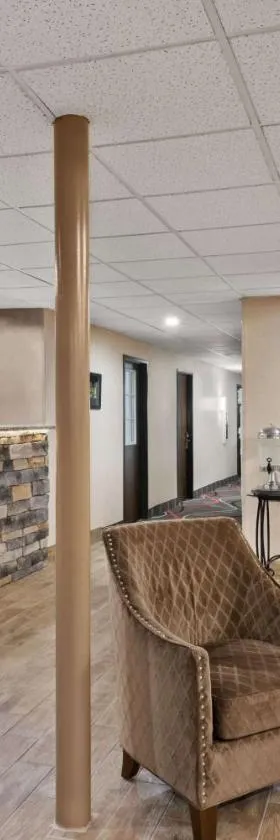 Baymont by Wyndham Belleville Airport Area Free Airport Shuttle，位于贝尔维尔的酒店