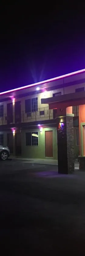 Villa Park Motel，位于奥兰治的酒店