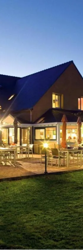 Hôtel Restaurant Le Mur du Roy，位于萨尔佐的酒店