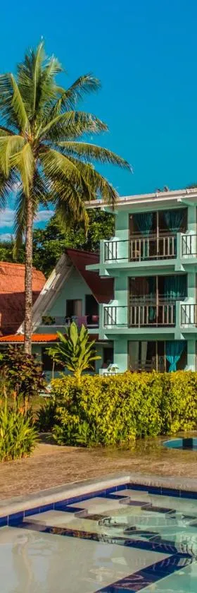 Hotel Reserva Aguamarina，位于Playa Ladrilleros的酒店
