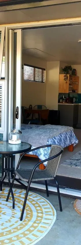 The End Lounge B&B，位于奥托罗杭阿的酒店