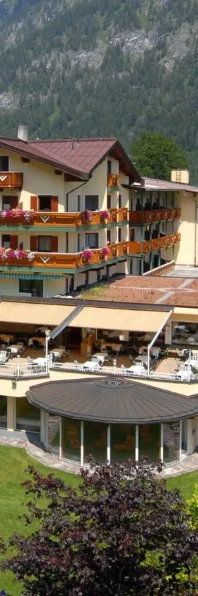 Das Pfandler，位于佩尔蒂绍的酒店