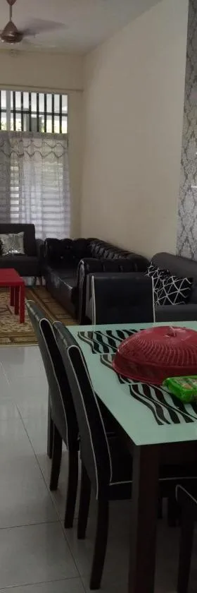 Zah’ra Homestay，位于瓜拉立卑的酒店