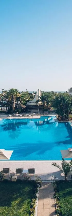 Iberostar Waves Mehari Djerba，位于塔格梅斯的酒店