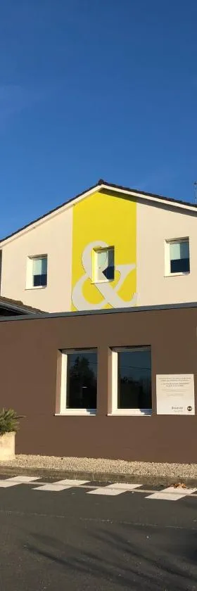 B&B HOTEL Brive-la-Gaillarde，位于尤塞克的酒店