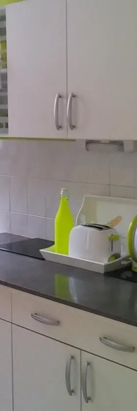 Jolie maison de Potier，位于Accolay的酒店