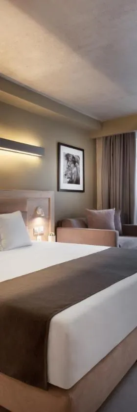 Azur Hotel by ST Hotels，位于埃尔哥茨拉的酒店