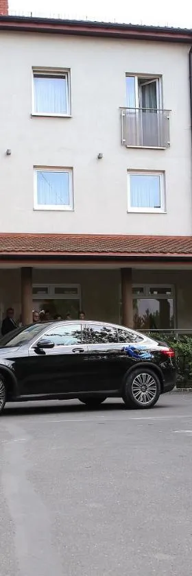 Restauracja Hotel VIP，位于Działoszyn的酒店