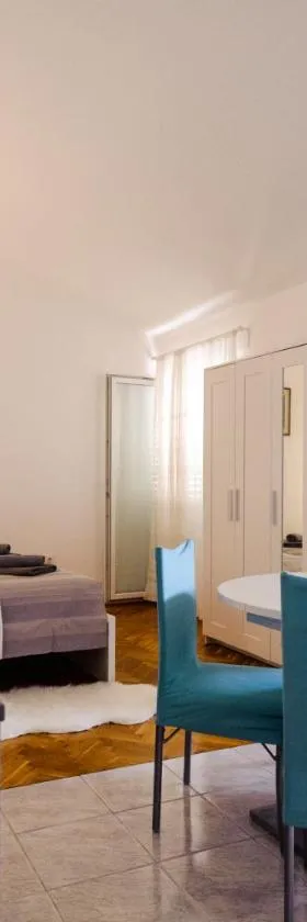 Apartments Korda L&M- Suhi Potok，位于耶塞尼采的酒店