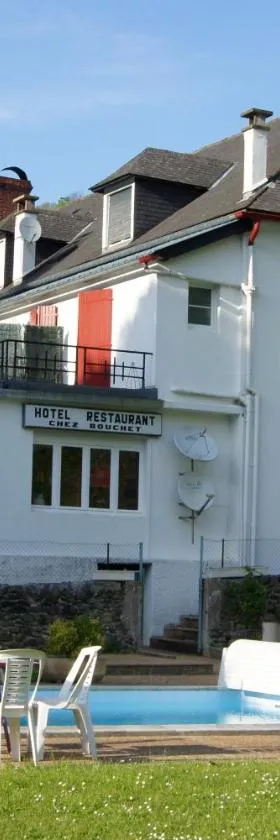 Chez Bouchet，位于Licq-Athérey的酒店