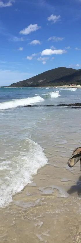 ‘Rose Cottage’ sisters beach accommodation，位于Sisters Beach的酒店