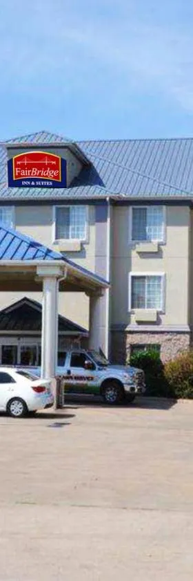 FairBridge Inn & Suites Cleburne，位于克利本的酒店