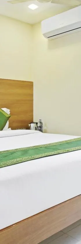 Itsy Hotels Jansi Residency，位于哥印拜陀的酒店