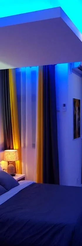 Studio 103, Ebene Square，位于埃比尼的酒店