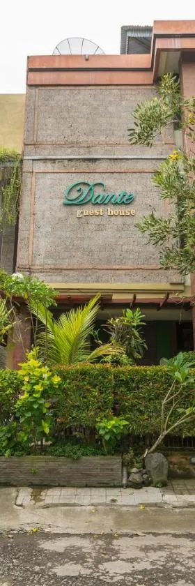 Dante Guesthouse，位于吉安雅的酒店