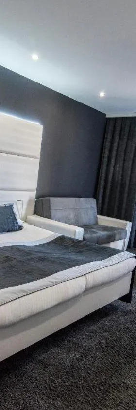 Hotel Cool Zagreb Airport，位于大戈里察的酒店
