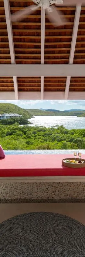 Escape at Nonsuch Bay Antigua - All Inclusive - Adults Only，位于Gaynors的酒店