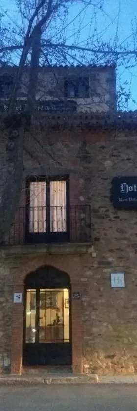 Hotel Villa de Berzocana，位于Berzocana的酒店