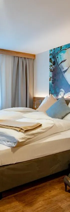 Hotel Stiegler Bed & Breakfast，位于Timelkam的酒店