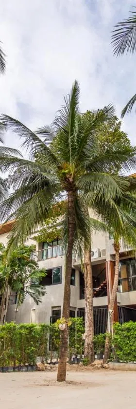J4 Samui Hotel - SHA Plus，位于查汶的酒店
