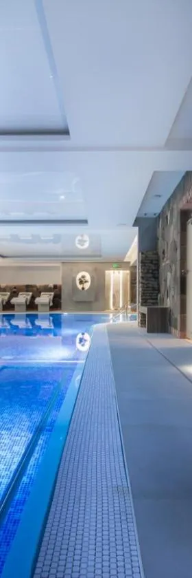 Adler Medical SPA Kaszuby，位于斯特日察的酒店