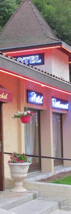 AUBERGE SAINT MICHEL，位于Saint-Martin-dʼUriage的酒店