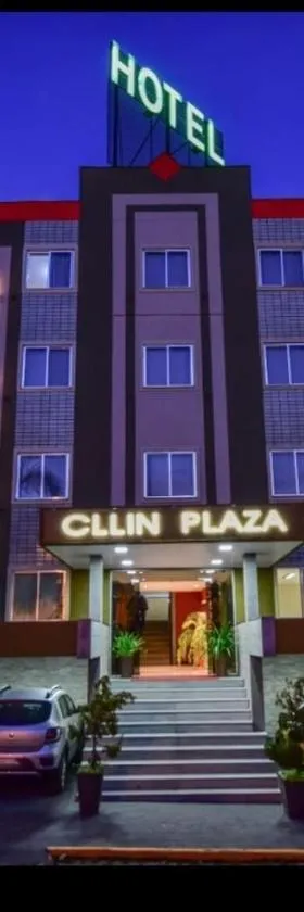 克林尊贵广场酒店，位于穆里亚埃的酒店