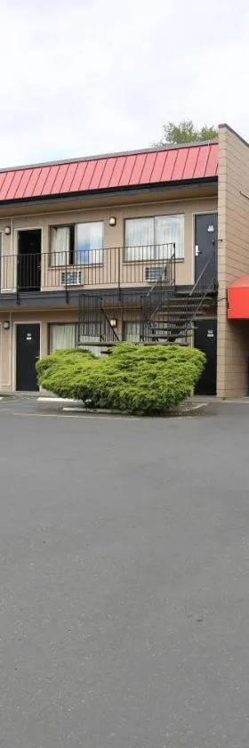 Americas Best Value Inn Kelso，位于凯尔索的酒店