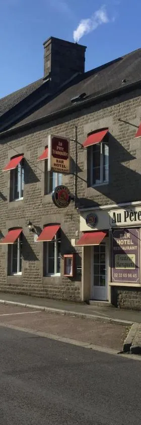 Au Père Tranquille，位于Tinchebray的酒店