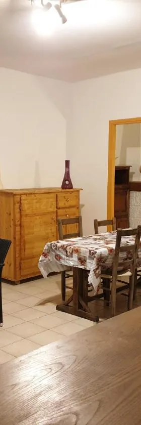 LE GÎTE LA BLAQUIÉRE，位于Cendras的酒店