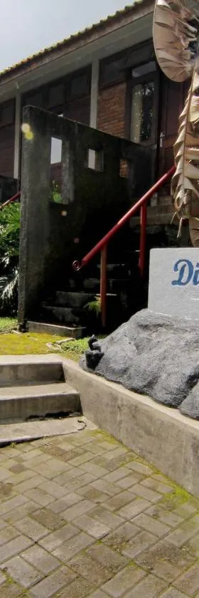Disaster Oasis，位于卡里乌昂的酒店