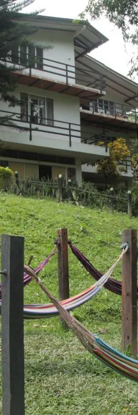 HOTEL LA SELVA Reserva，位于拉维加的酒店