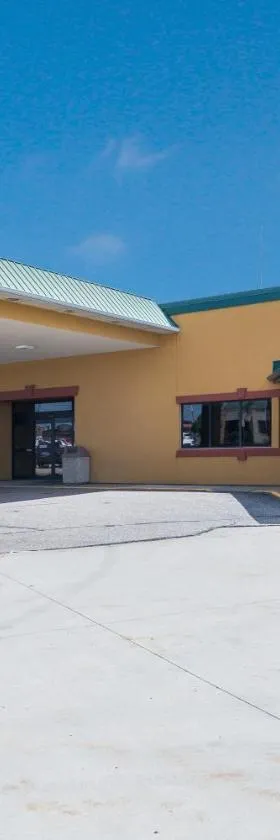 Badlands Inn & Suites，位于迪金森的酒店