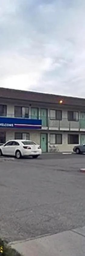 伊利6号汽车旅馆 ，位于伊利的酒店