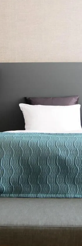Hotel KRS，位于克里斯蒂安桑的酒店