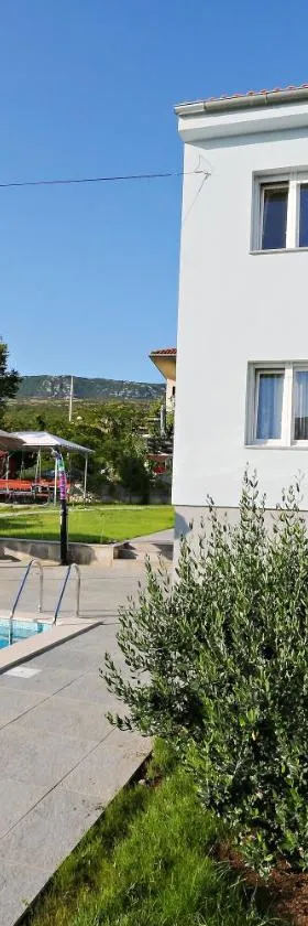 Apartments - Villa Sidro，位于卓得诺沃的酒店