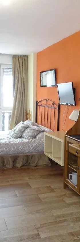 Rebeca Rooms，位于塞拉内华达的酒店