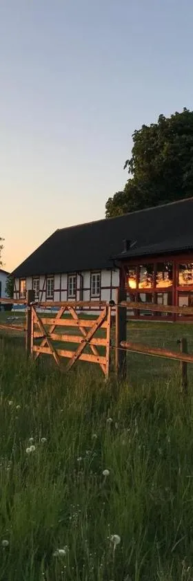 SOEDER Countryhouse & Kitchen，位于巴斯塔德的酒店