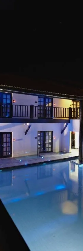 犀牛度假酒店及Spa，位于萨利波图尔的酒店