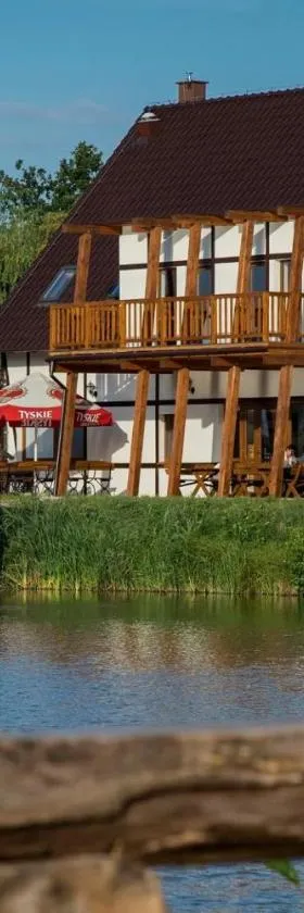 Restauracja Teo，位于Cieszków的酒店