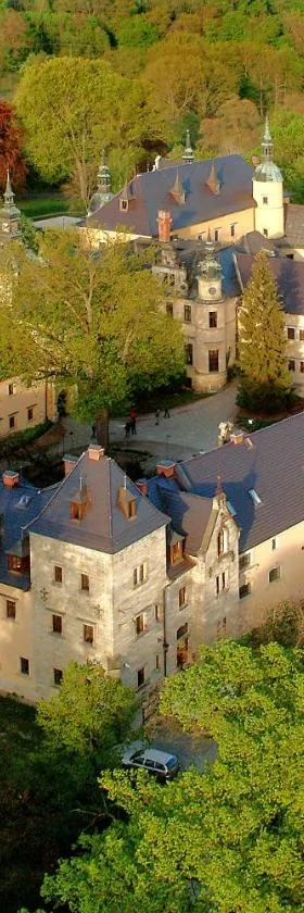 Zamek Kliczków，位于克里茨科的酒店